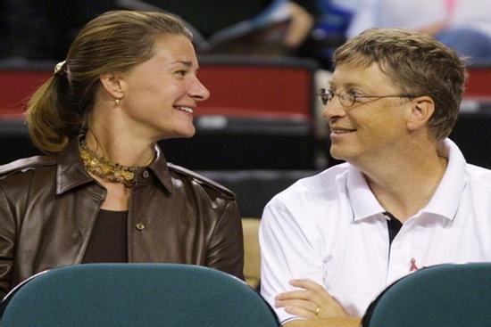 Melinda và Bill Gates thuê lại luật sư ly hôn của Jeff Bezos và vợ cũ