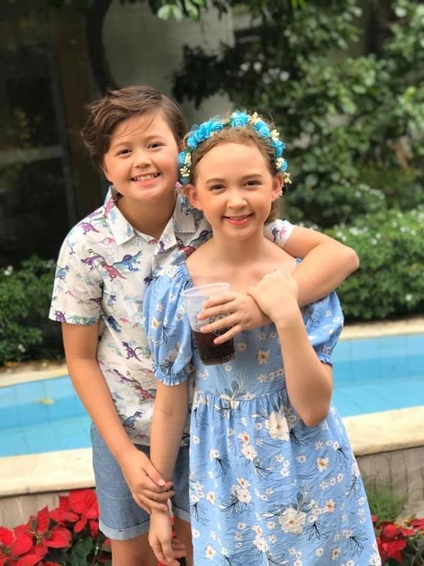 Các con của Ngọc Nga biết yêu thương, chăm sóc nhau và vâng lời bố mẹ nên tổ ấm của cựu người mẫu luôn tràn ngập tiếng cười.