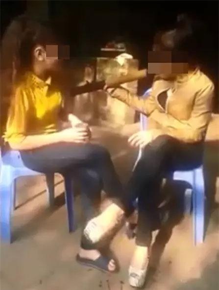 Nữ sinh mặt non choẹt rít thuốc lào sòng sọc, hội con trai chạy mất dép-7