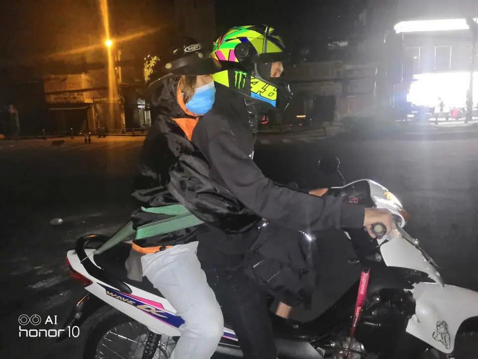 Những tư thế ngủ bất chấp của hội phượt thủ vì quá mệt-2