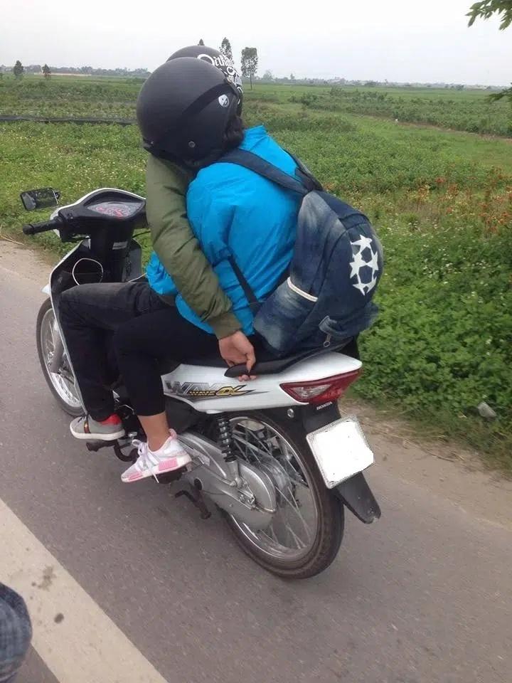 Những tư thế ngủ bất chấp của hội phượt thủ vì quá mệt-3