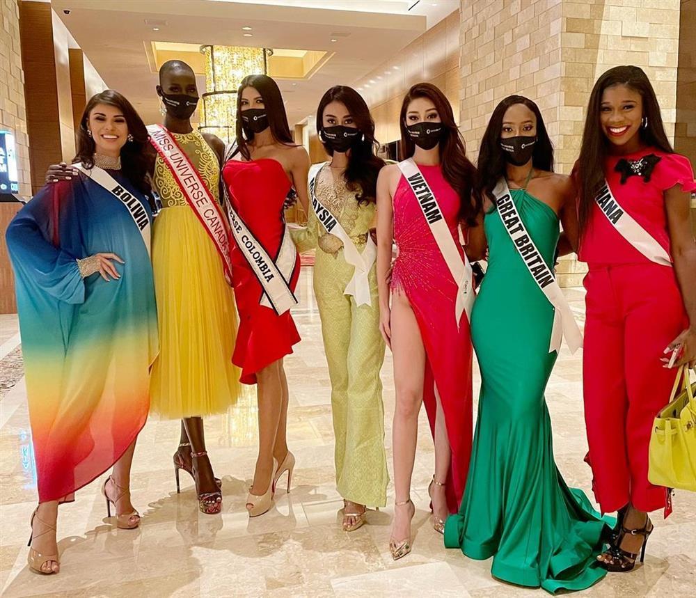 Rộ tin bạn cùng phòng Khánh Vân là model khỏa thân-7