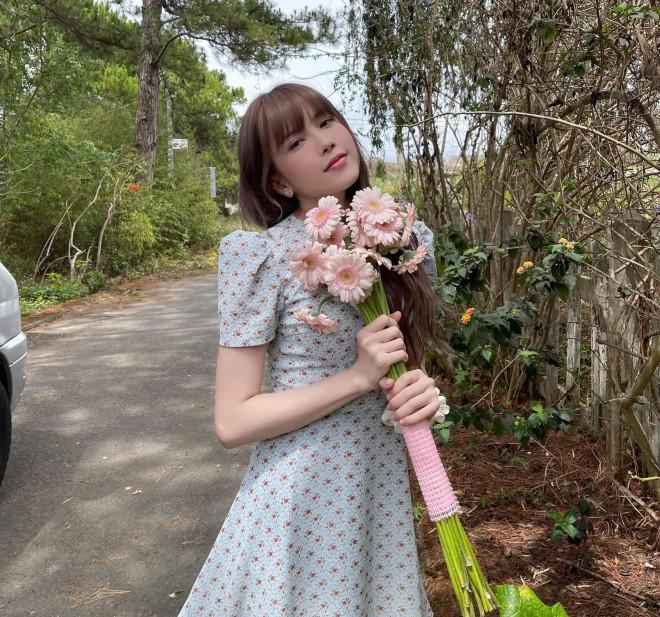 2 tuần ra MV mới, Thiều Bảo Trâm bị chê gắt đến mức phải đóng bình luận?-1