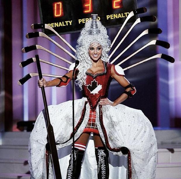 HHen Niê lọt BXH Quốc phục gây bất ngờ nhất Miss Universe-7