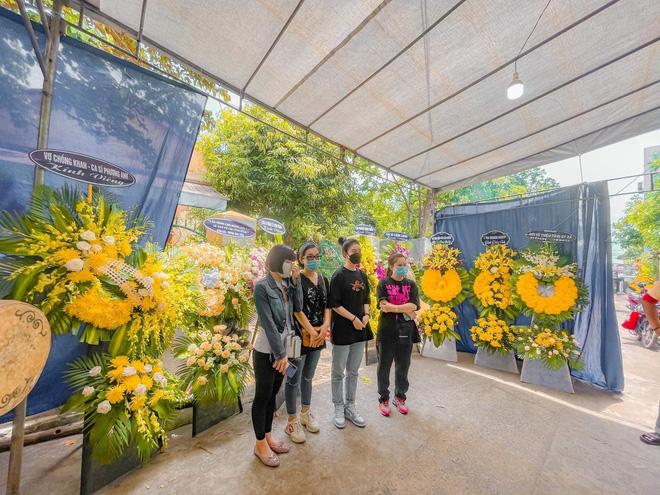 Sao Việt đến tiễn biệt NTK Nhật Dũng, người thân tiết lộ ngày tháng cuối đời-8