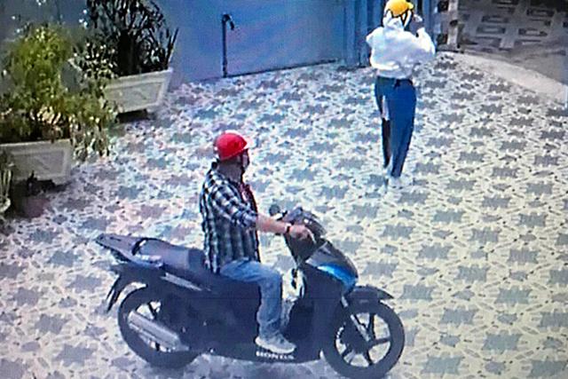 Đưa bạn gái đi ngân hàng gửi tiền, thanh niên biến mất cùng 500 triệu-1