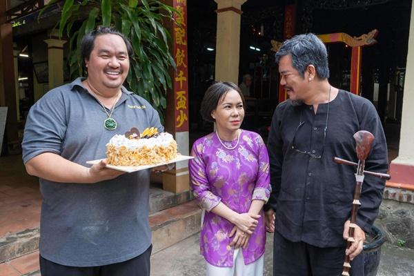 Việt Hương sẵn sàng táng, chặn những Facebooker bình luận vô duyên-1