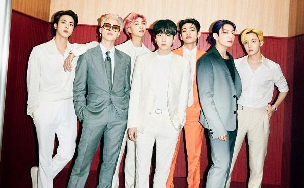 Đàn em BTS cán mốc 670k bản đặt trước, fan lên tiếng: Còn ai chê flop?-4