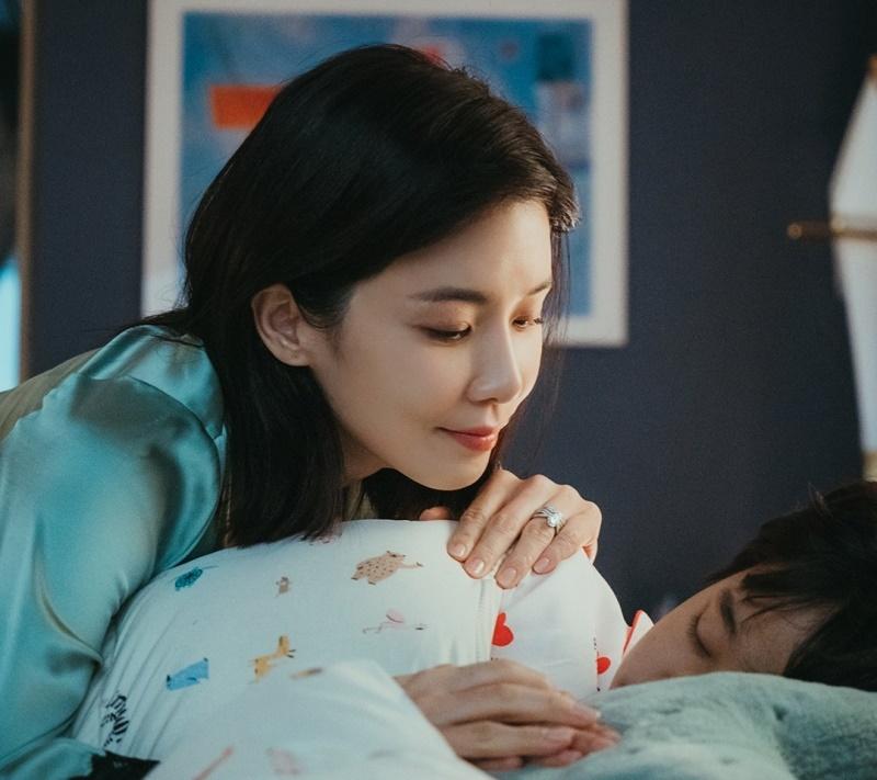 Siêu phẩm ngoại tình đình đám: Tiểu tam vào tận nhà, biến chính thất thành người thừa mới kinh!-2