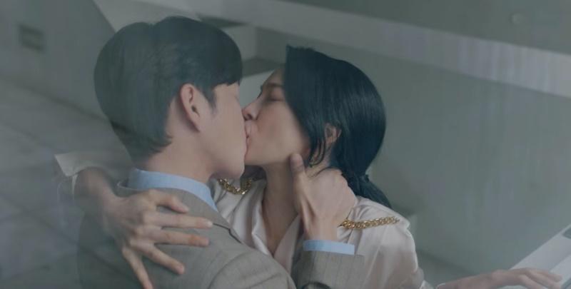 Siêu phẩm ngoại tình đình đám: Tiểu tam vào tận nhà, biến chính thất thành người thừa mới kinh!-8