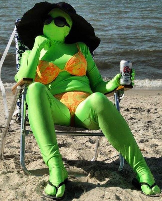 Có những con người đi biển chỉ làm trò cười cho người khác-5