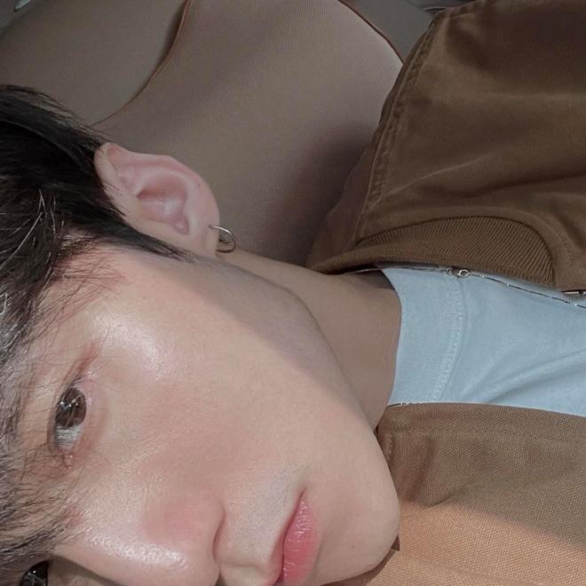 Series ảnh giường chiếu của Sơn Tùng M-TP hút triệu like-3