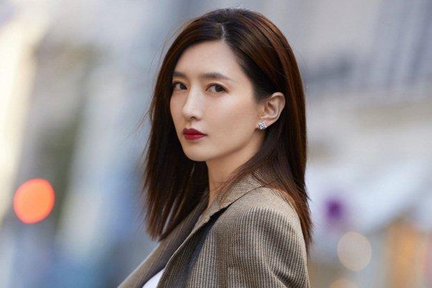 Giang Sơ Ảnh - người đẹp vướng tranh cãi-3