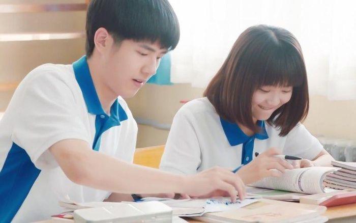 Tôi chết lặng khi phát hiện bí mật động trời của con gái đang học cấp 3-1