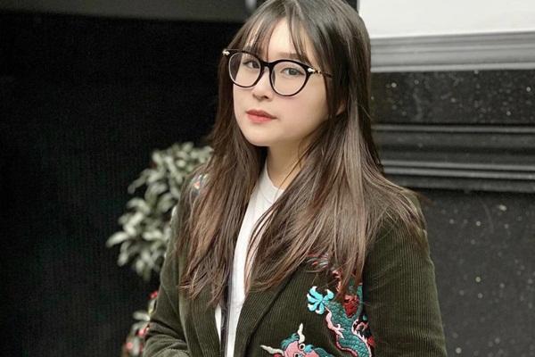 Rich kid tự tổ chức lễ tốt nghiệp, bị dân mạng chê trách vì một chi tiết này?-4