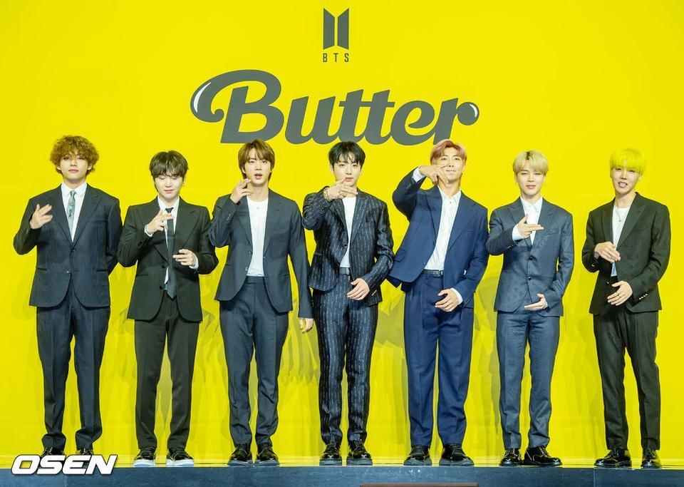 Nhóm nhạc nổi tiếng toàn cầu BTS tái xuất đường đua Kpop với Butter. Sự kiện họp báo trực tuyến ra mắt MV 