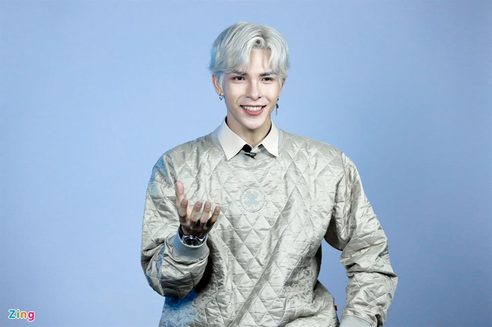 Đúng và sai từ cuộc tranh cãi không hồi kết ‘khán giả nuôi nghệ sĩ’-2