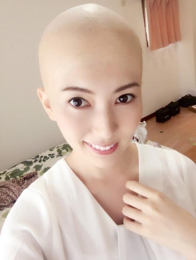 Dàn sao nữ bất ngờ cạo trọc và sự thật ngỡ ngàng đằng sau-2