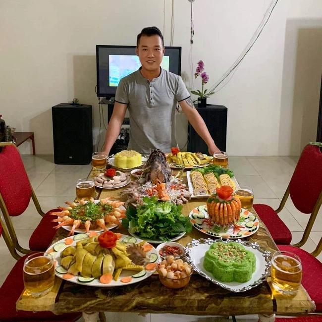 Chàng trai Bắc Ninh sống ở nước ngoài 10 năm, mỗi ngày vẫn nấu món Việt đỉnh của đỉnh-1