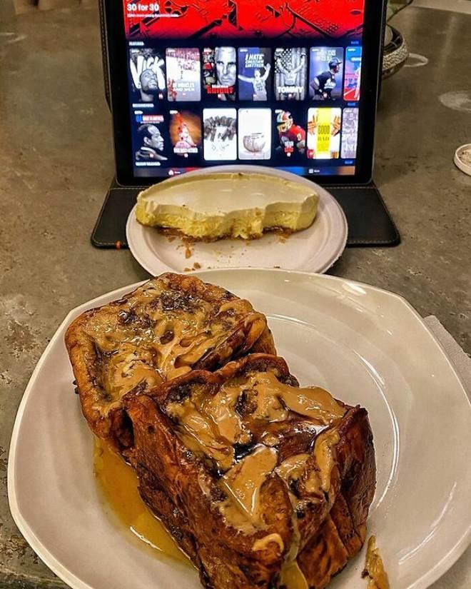 Bữa ăn của người hùng cơ bắp Dwayne Johnson khiến ai cũng sốc-11