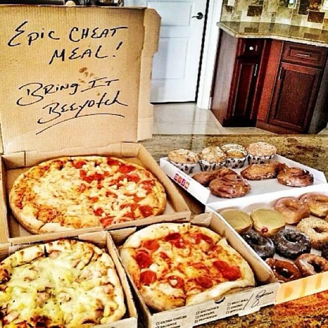 Bữa ăn của người hùng cơ bắp Dwayne Johnson khiến ai cũng sốc-9