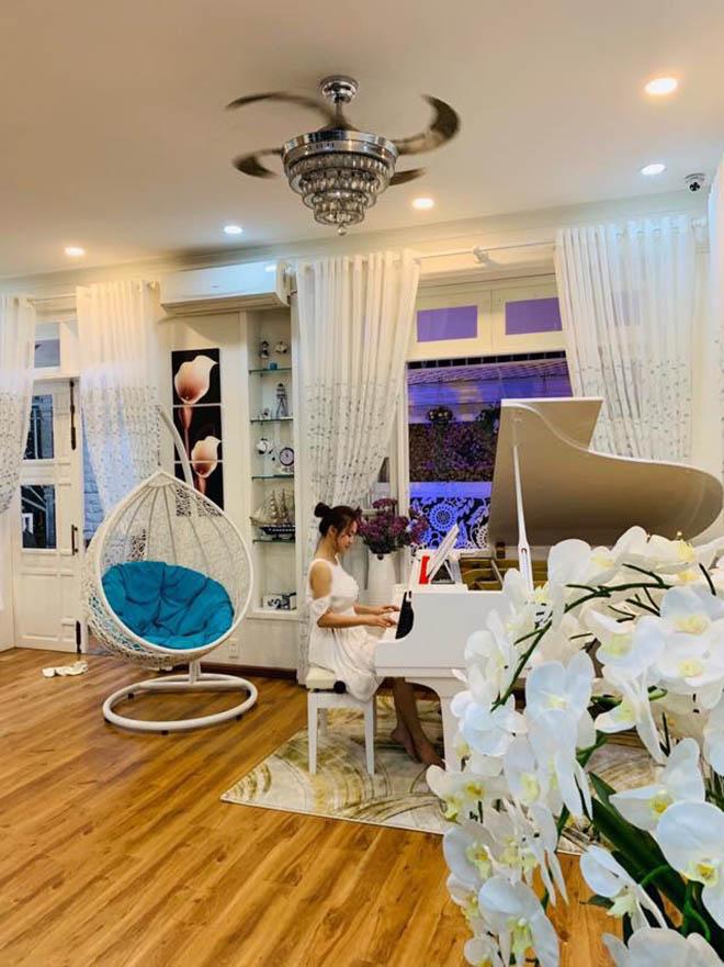 Vy Oanh - đại gia ngầm giàu cỡ nào vẫn bị bà Phương Hằng dọa bóc phốt?-8