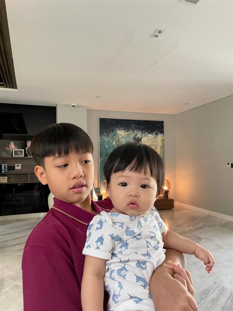 Loạt ảnh ra dáng chị đại của con gái Cường Đô La-7