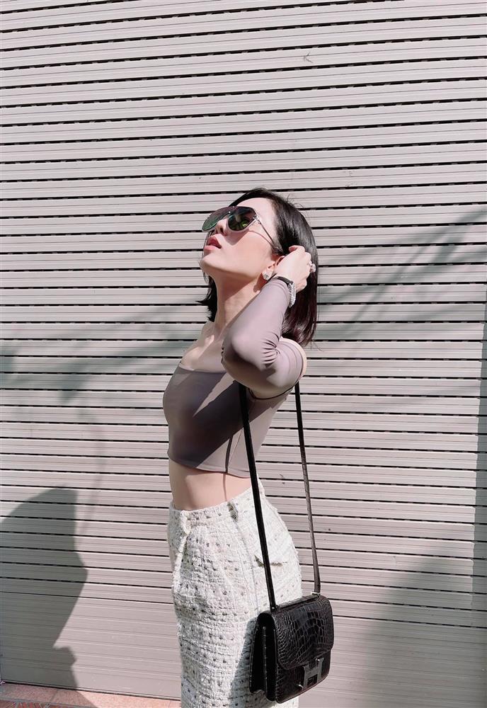 Khoe eo 59, Lệ Quyên bị dân mạng hỏi khó chuyện bơm ngực-8