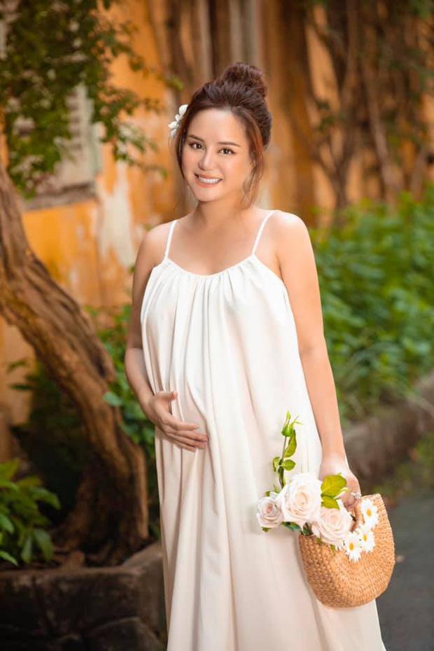 Bị bà Phương Hằng tung tin giật chồng, Vy Oanh khoe khéo ông xã đại gia cưng chiều-6