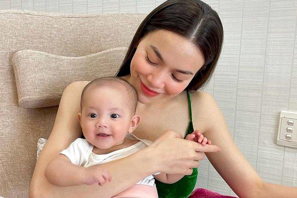 Bí kíp giải quyết tóc bạc sớm ở tuổi 30 như Hà Hồ, Mai Phương Thúy-7