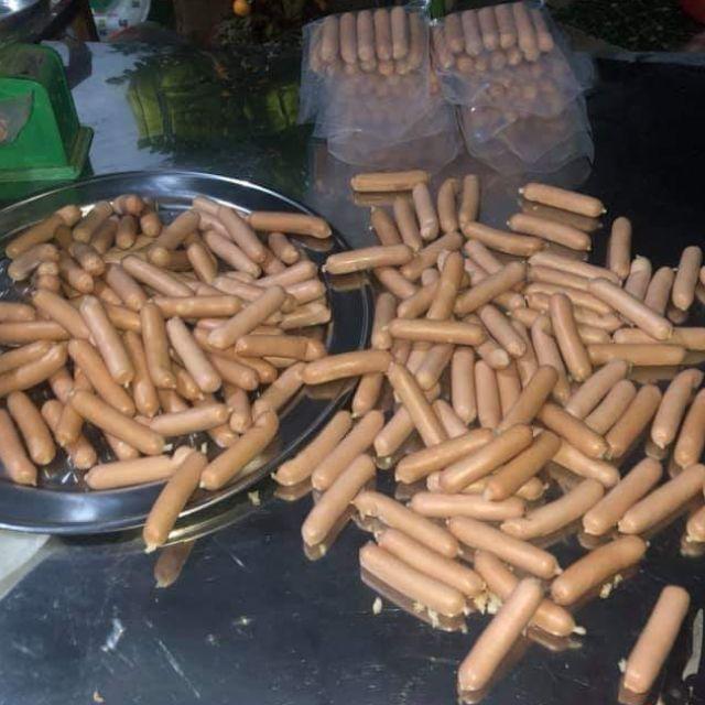 Mổ xẻ mâm cơm 36k gây tranh cãi, ai tin 20k mua được 4 chiếc xúc xích?-2