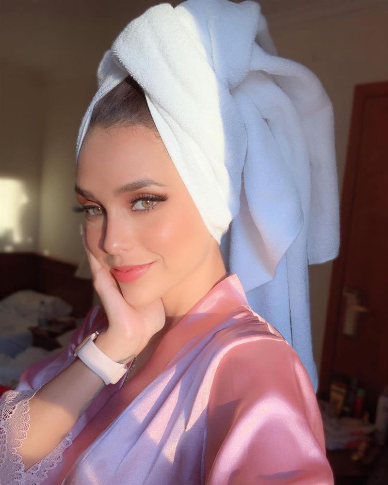 SỐC: Tân Á hậu Miss Universe bị phát hiện gần 10 hình xăm hầm hố-9