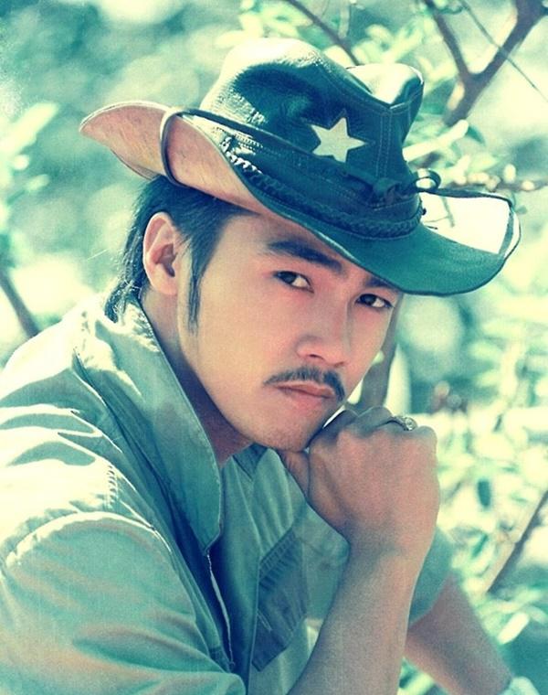 Dàn mỹ nam phim Việt thập niên 90: Nhan sắc chú bác quả là không đùa được đâu-13