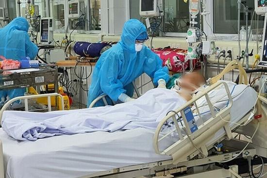 20 bệnh nhân COVID-19 nguy kịch