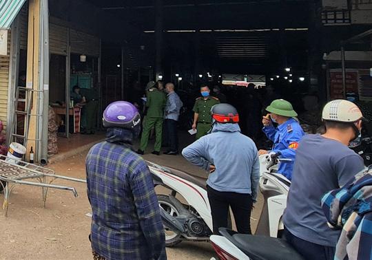 Án mạng ở Thanh Hóa: Tiểu thương bị đâm tử vong ngay trong chợ-2