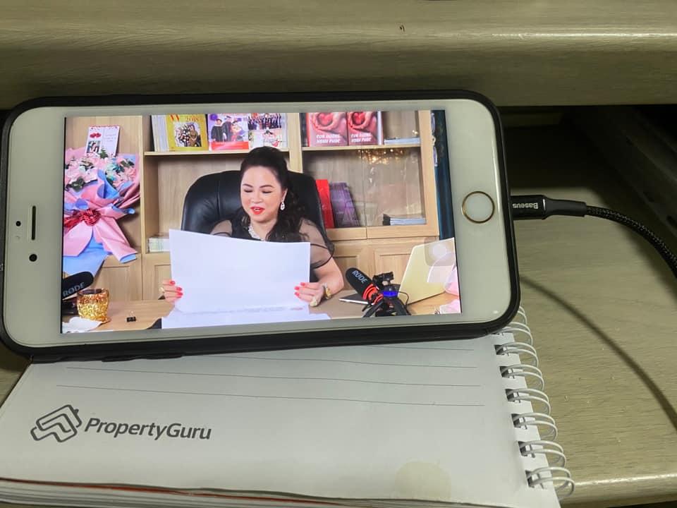 Không tin nổi vạn biểu cảm hóng livestream bà Phương Hằng của dân mạng-10