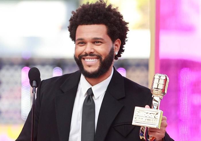 The Weeknd chơi lớn với màn đua xe đạt 100 điểm tại Billboard Music Awards 2021-5