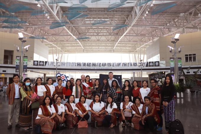 Hoa hậu Hoàn vũ Myanmar tị nạn ở Mỹ-2