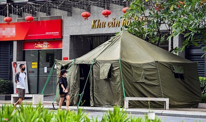 Hà Nội tạm dừng các cơ sở dịch vụ ăn, uống từ 12h ngày 25/5-1