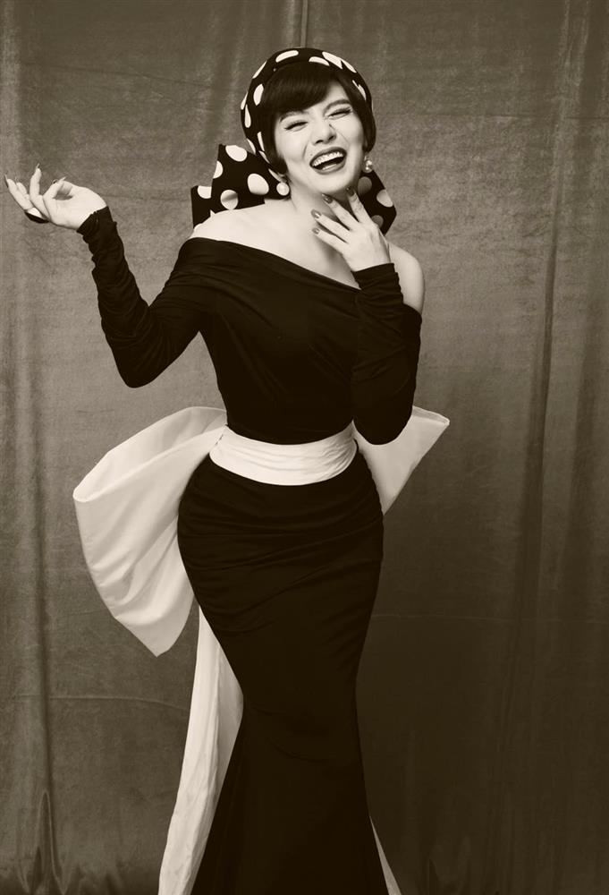 Sự thật về vòng eo siêu nhỏ của Duy Khánh khi giả gái-7