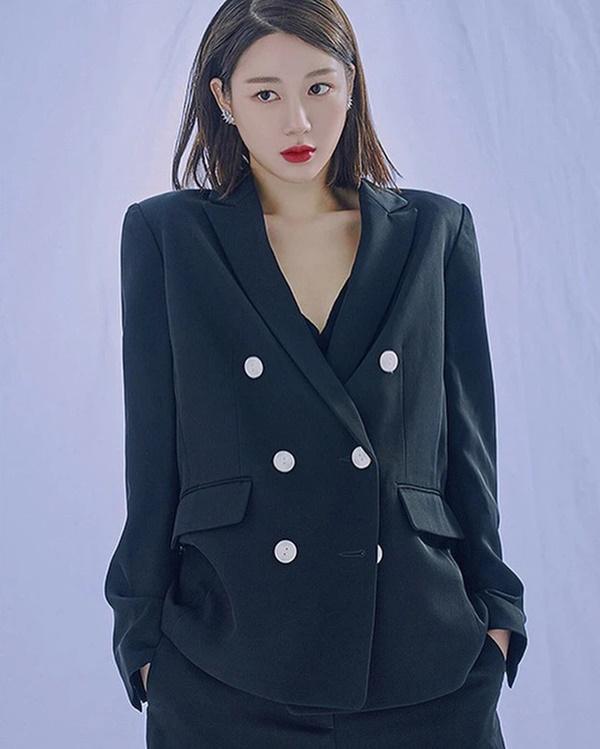 Profile tình mới Lee Seung Gi: Sự nghiệp mờ nhạt nhưng nhan sắc chuẩn hoa hậu-9