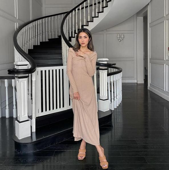 Mặc đẹp không trượt phát nào với gam màu trà sữa hot trend 2021-3