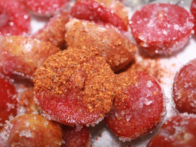 Tóc Tiên trổ tài làm mận dầm chua ngọt, nghe đã thấy chảy nước miếng-5