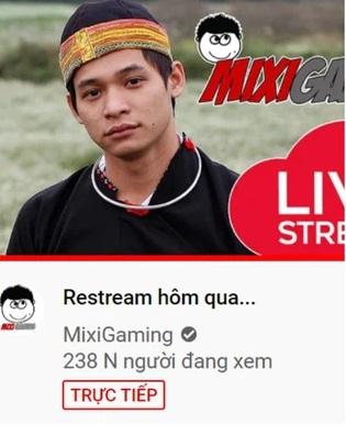 Từ sao Việt đến streamer bị bà Hằng cho hít khói vì nửa triệu người xem livestream-5