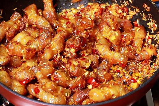 Cách làm ba chỉ rang sả ngon cơm