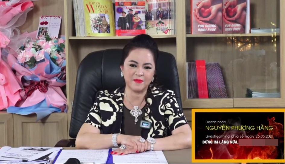 Sao Việt duy nhất được bà Phương Hằng ủng hộ trong livestream bóc phốt kỷ lục-2