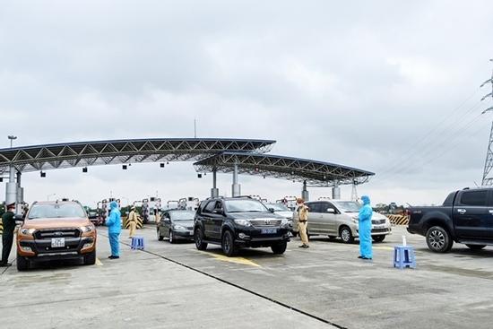 Cán bộ, công chức, người lao động rời Hà Nội phải được sự đồng ý của thủ trưởng