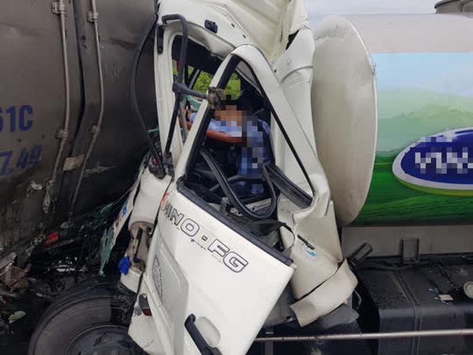 Tai nạn liên hoàn ở Cần Thơ, tài xế xe bồn tử vong thương tâm-2