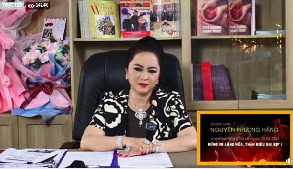 Buổi livestream kỷ lục của bà Phương Hằng: Ông Dũng Lò Vôi làm gì lúc ấy?-2
