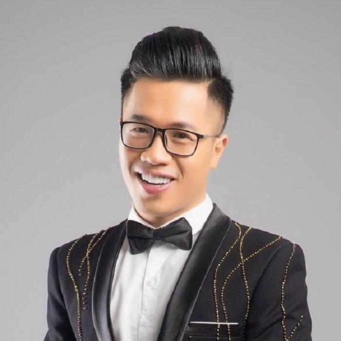 Nam MC đình đám lên tiếng về chuyện tiền từ thiện của Hoài Linh-3